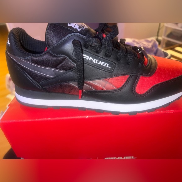 Anuel AA sneakers Reebok - Picture 1 of 7
